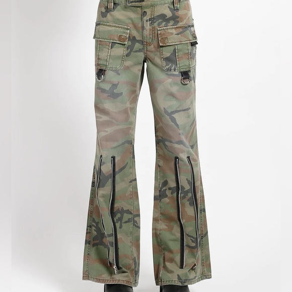 tripp NYC camo print flare pants - Picture 2 of 3